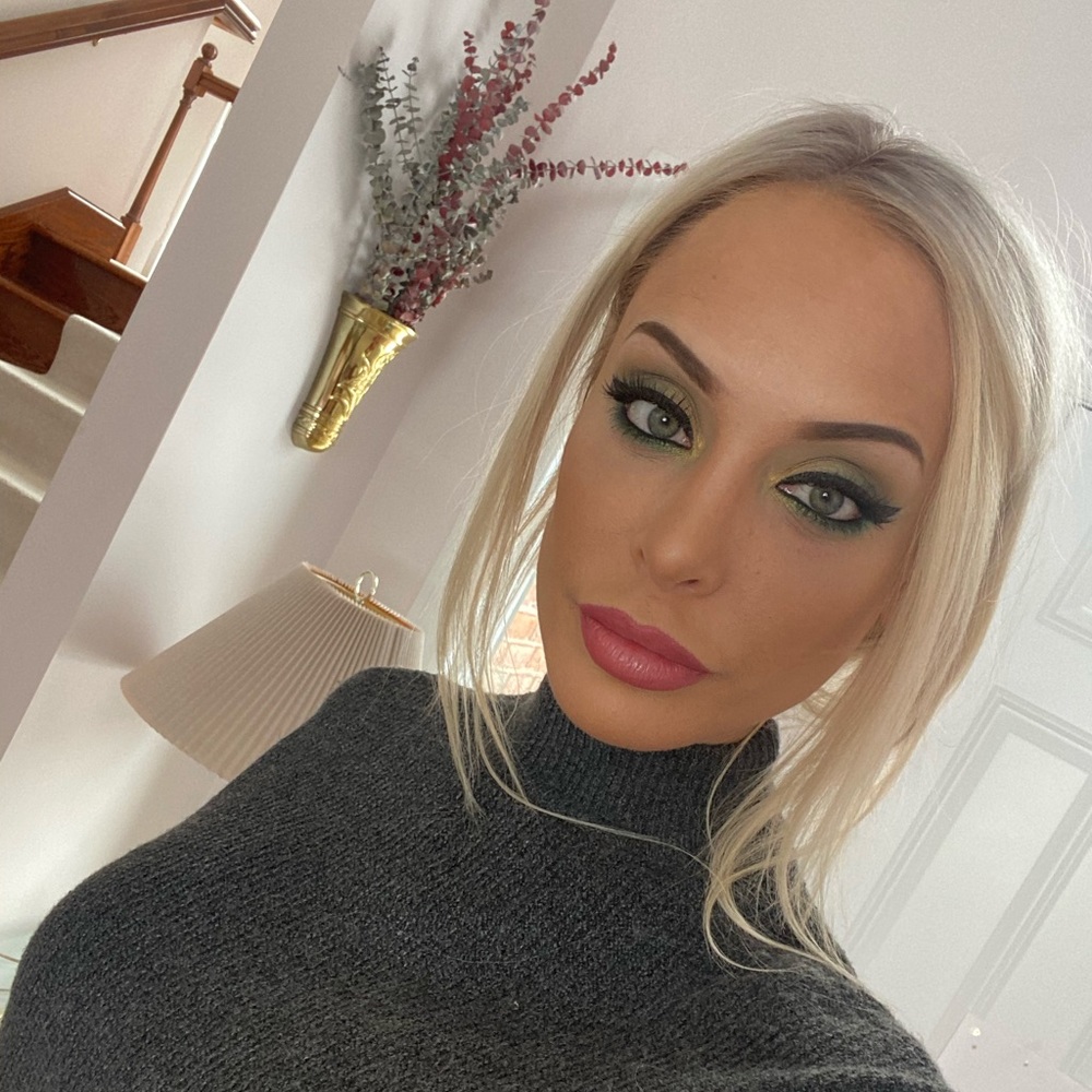 Meet your Posher, Jennifer